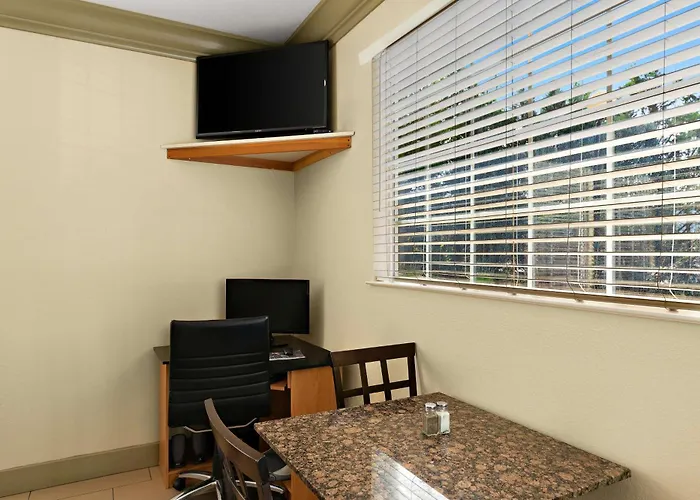Best Western Willits Inn