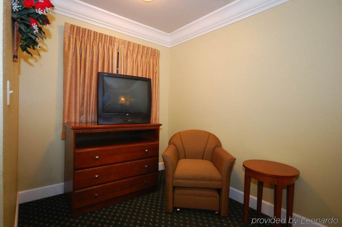 Best Western 3*